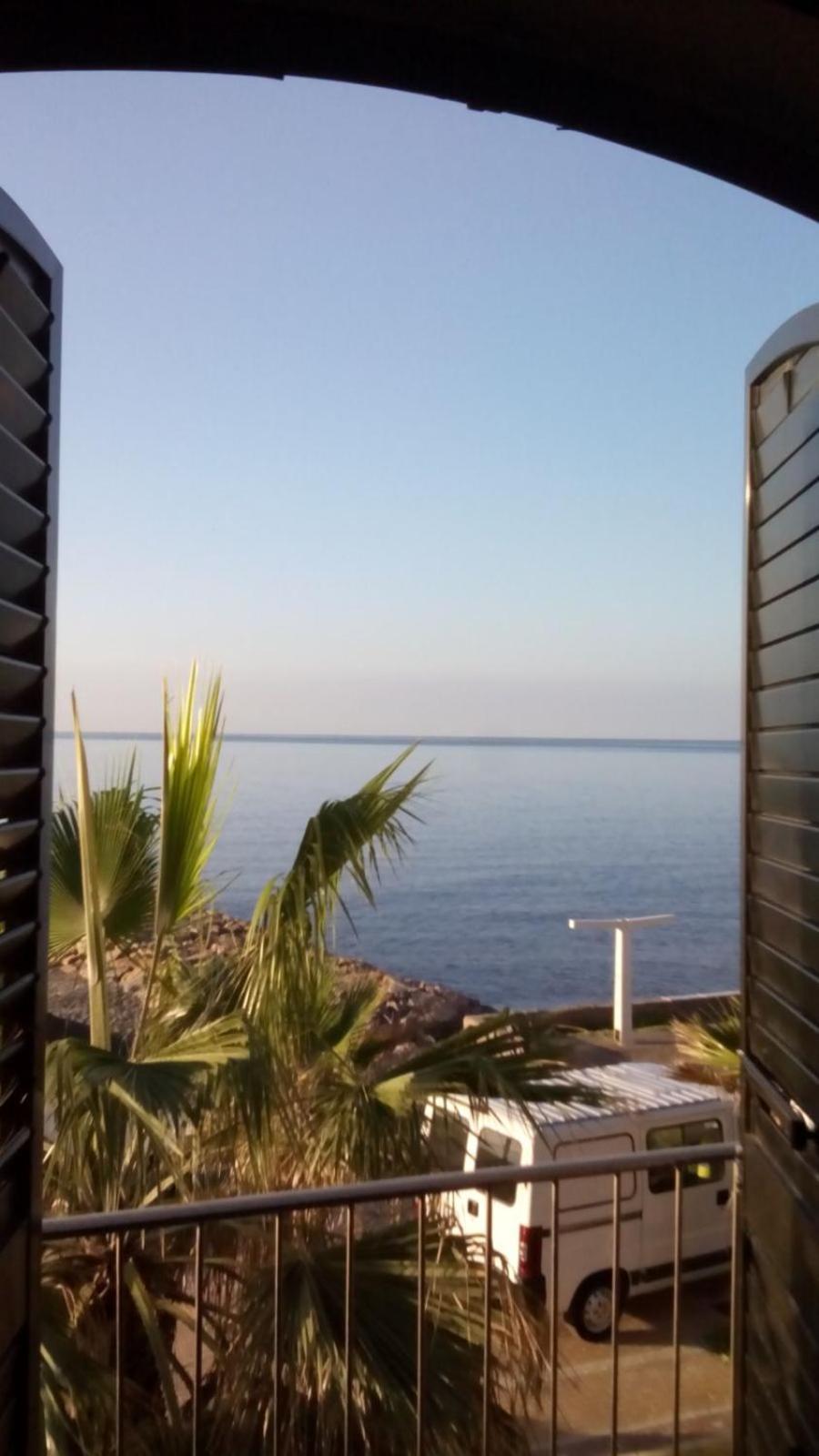 Вілла Casa De Sueno En La Playa Адра Екстер'єр фото