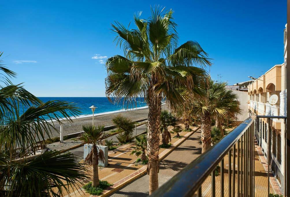 Вілла Casa De Sueno En La Playa Адра Екстер'єр фото